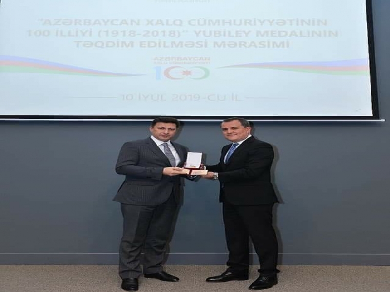 Professor Gəray Gəraybəyli “Azərbaycan Xalq Cümhuriyyəti 100” medalı ilə təltif olundu