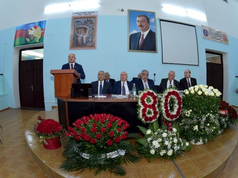 ATU-da professor Vaqif Şadlininskinin 80 illik yubileyinə həsr olunmuş tədbir keçirilib